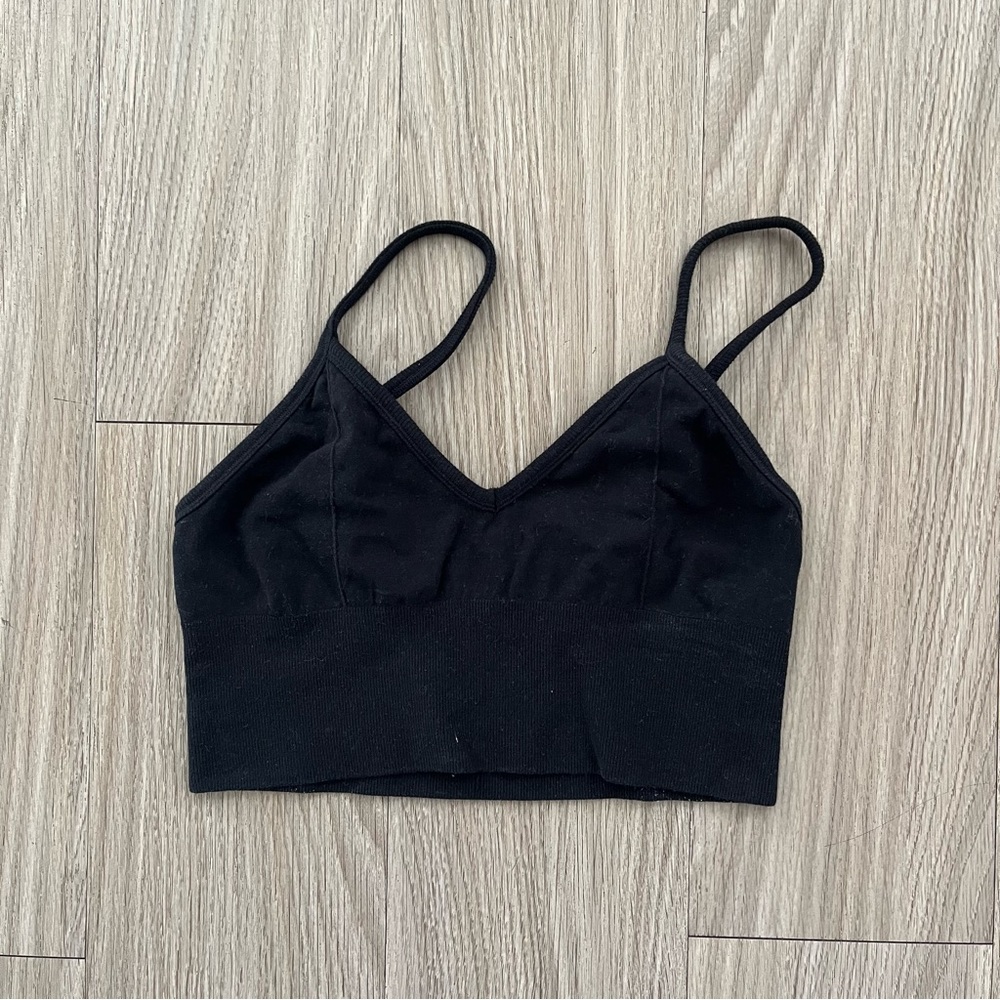 NWOT Alo Yoga Black Delight Bralette (Size S)
